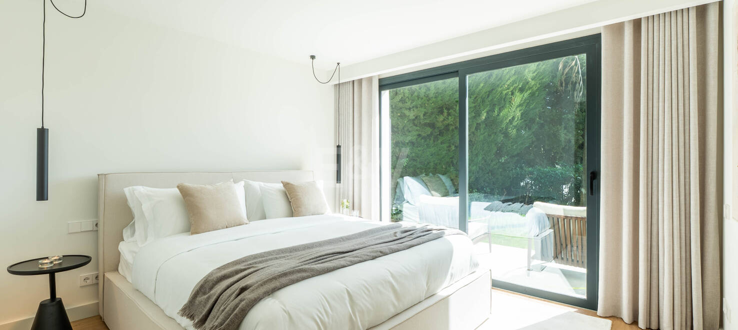 Villa a estrenar con vistas al mar En Nueva Andalucía en la mejor área de golf