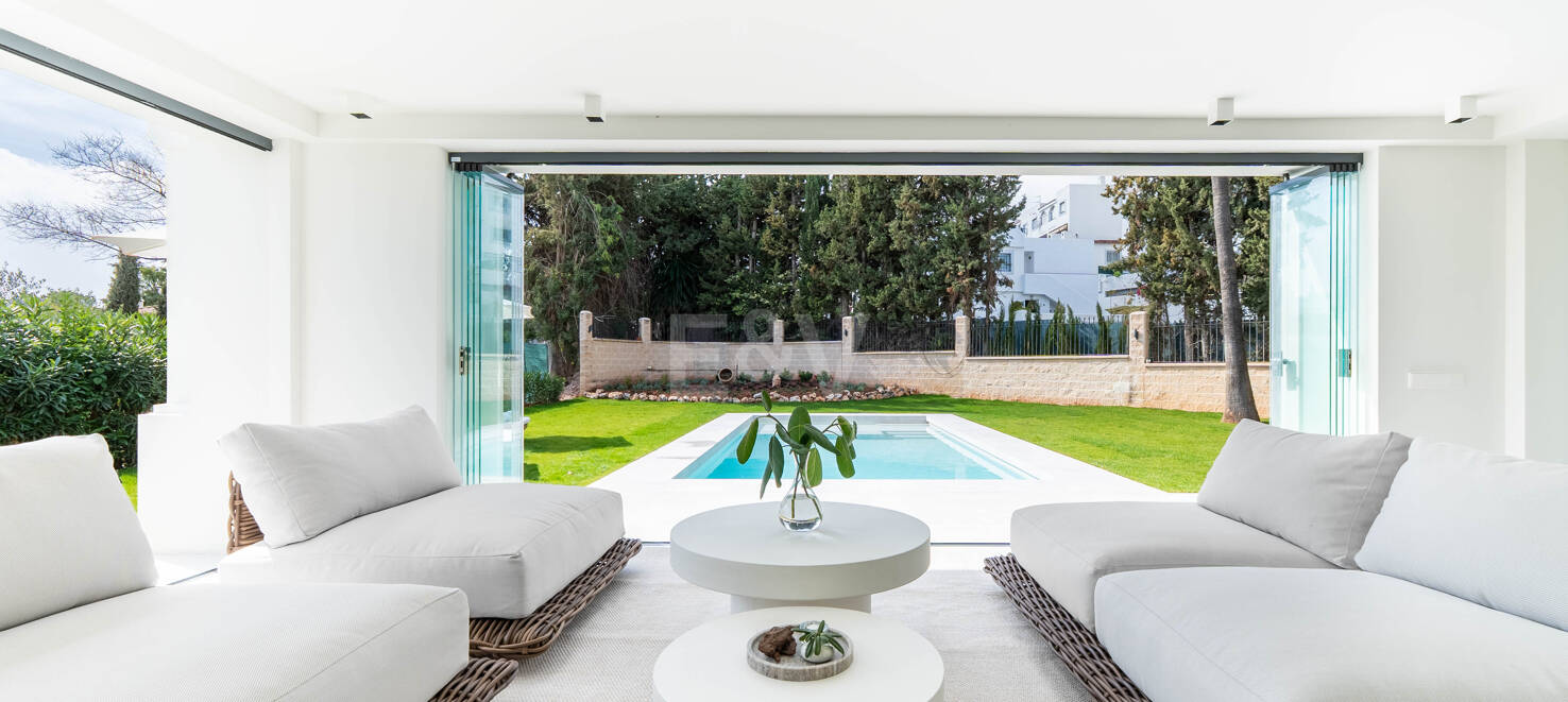 Villa a estrenar con vistas al mar En Nueva Andalucía en la mejor área de golf