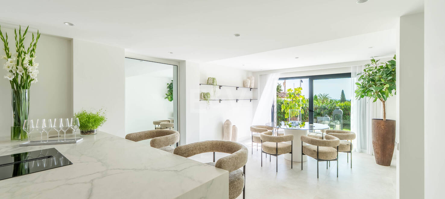 Villa a estrenar con vistas al mar En Nueva Andalucía en la mejor área de golf