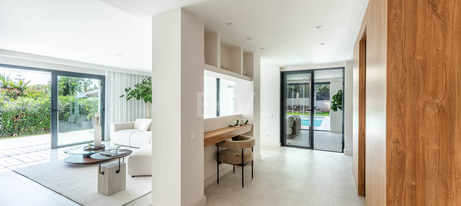 Villa a estrenar con vistas al mar En Nueva Andalucía en la mejor área de golf