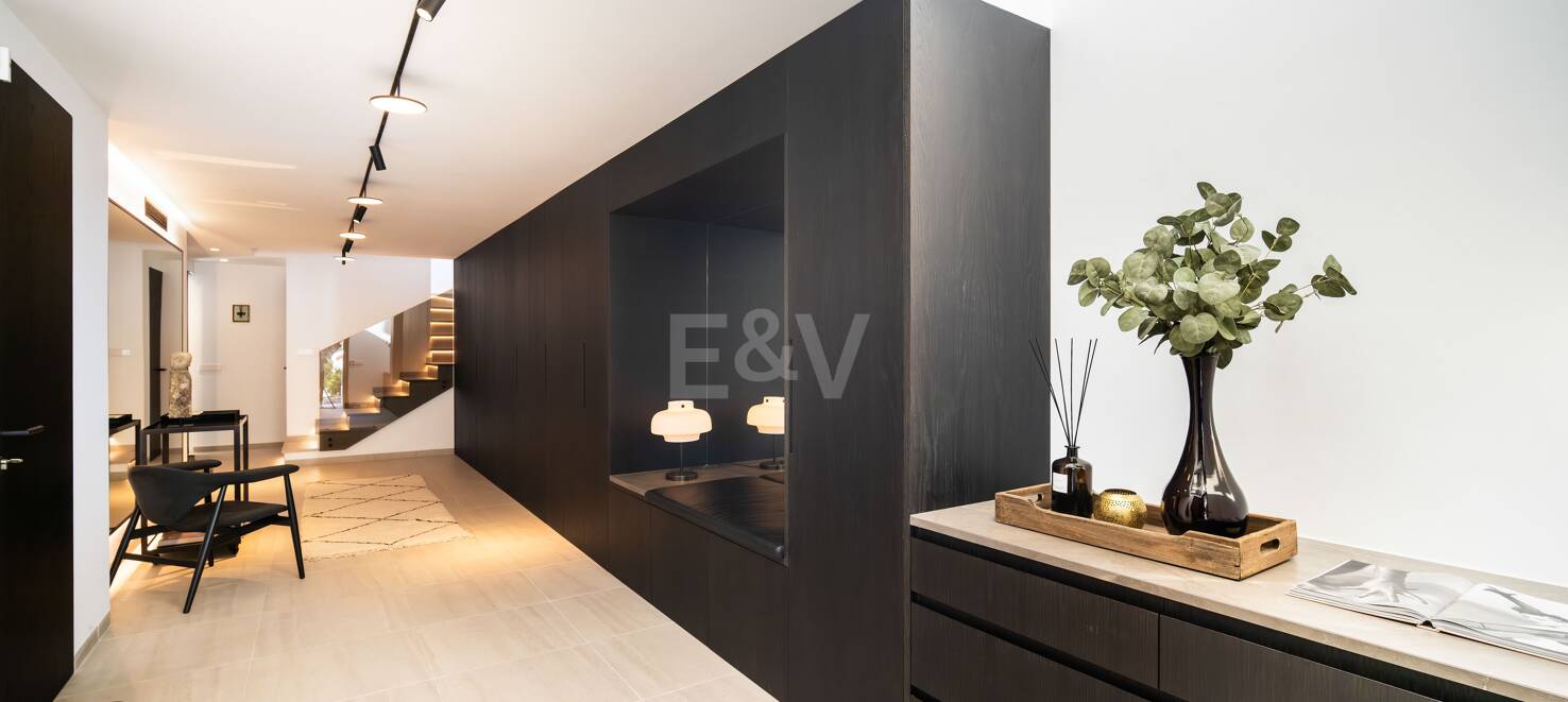Luxurious Semi-detached House in Aloha Golf with Incredible Views