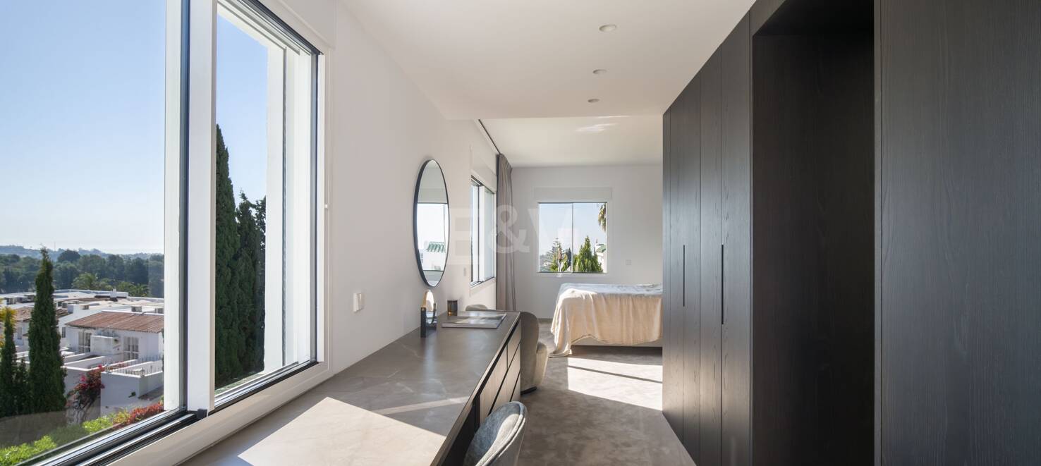 Luxurious Semi-detached House in Aloha Golf with Incredible Views