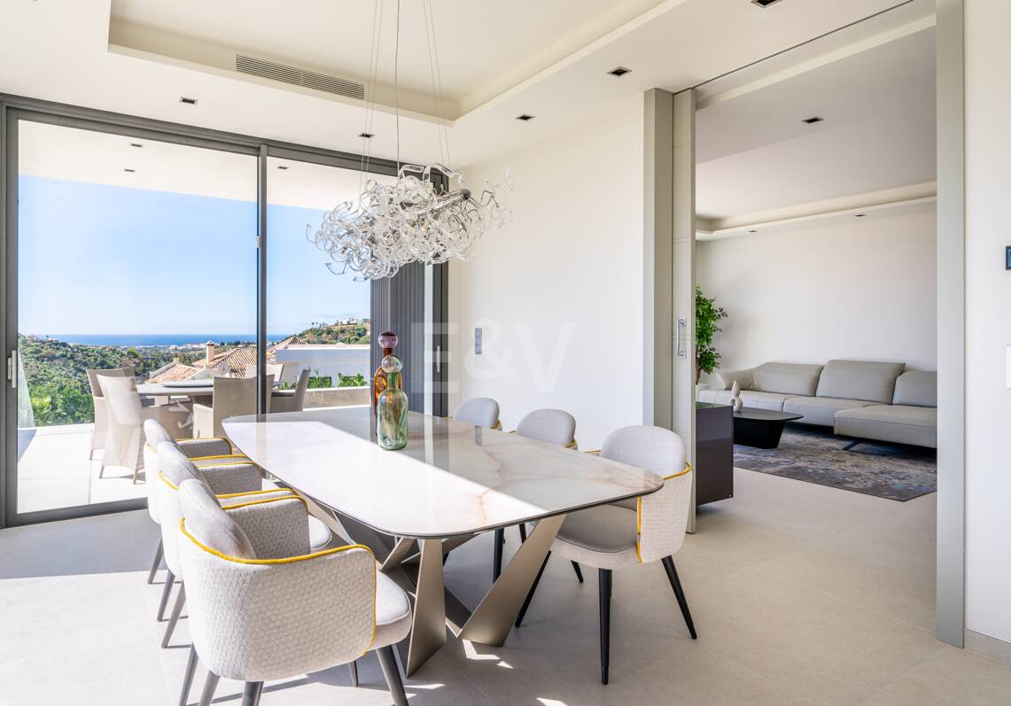 Neu gebaute, moderne Villa in La Quinta in einer Gated Community
