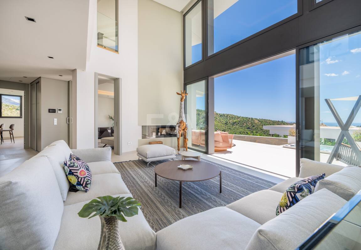 Neu gebaute, moderne Villa in La Quinta in einer Gated Community