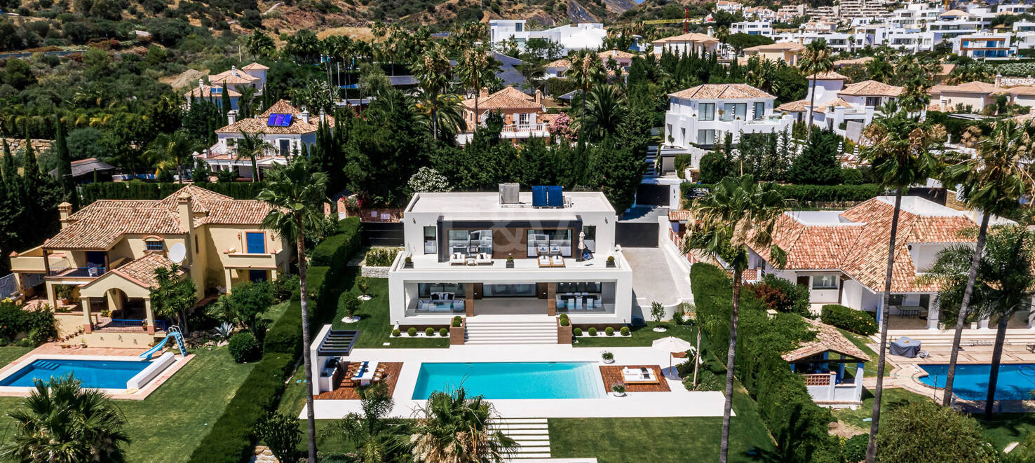 Außergewöhnliche Villa in Los Naranjos Golf mit Blick auf den Golfplatz