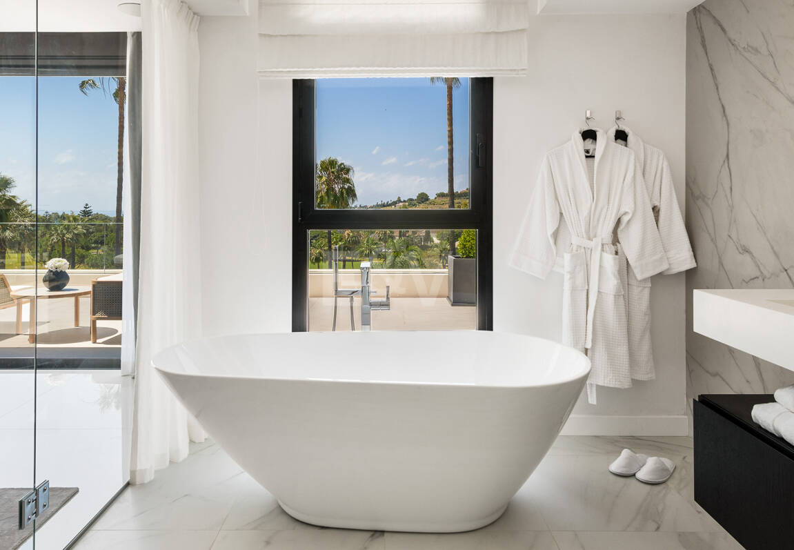 Exceptional villa with breathtaking views across golf course and Meditteranean Sea