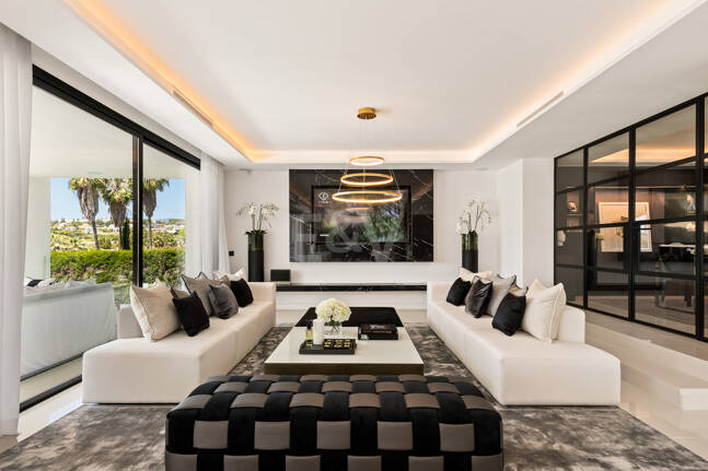 Exceptional villa with breathtaking views across golf course and Meditteranean Sea