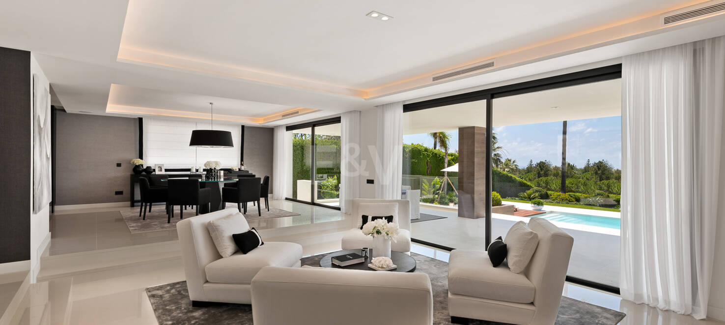 Außergewöhnliche Villa in Los Naranjos Golf mit Blick auf den Golfplatz