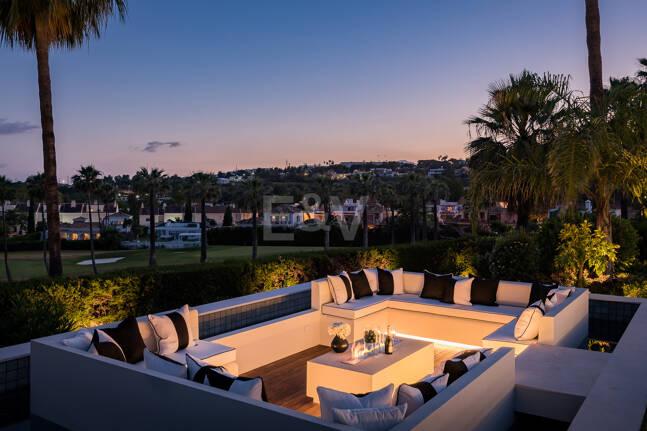 Exceptional villa with breathtaking views across golf course and Meditteranean Sea