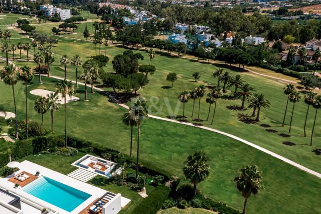 Exceptional villa with breathtaking views across golf course and Meditteranean Sea