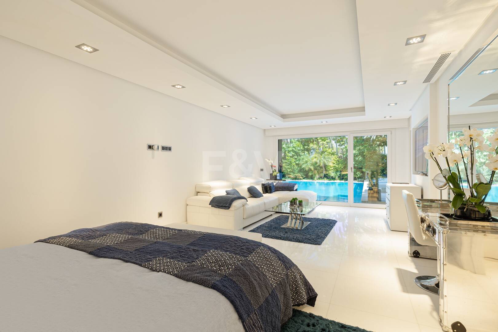 Luxurious Villa in Nueva Andalucia in a prime location