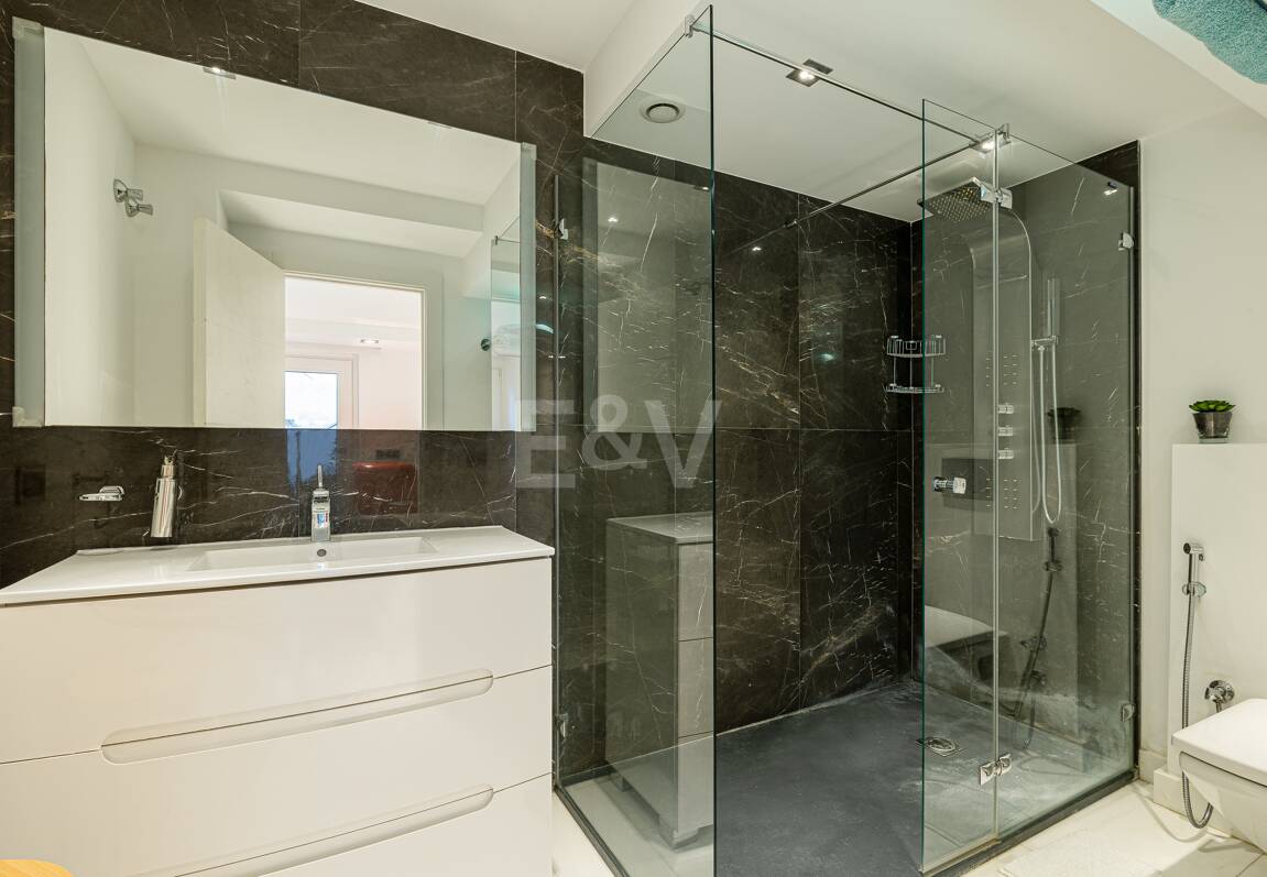 Villa de lujo en Nueva Andalucía en ubicación privilegiada