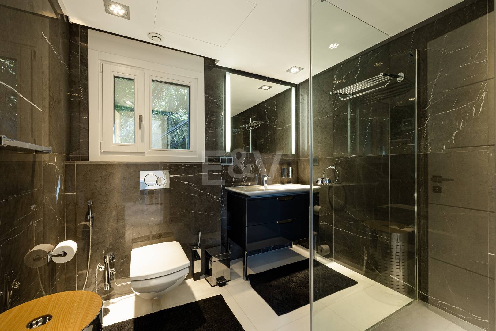 Villa de lujo en Nueva Andalucía en ubicación privilegiada