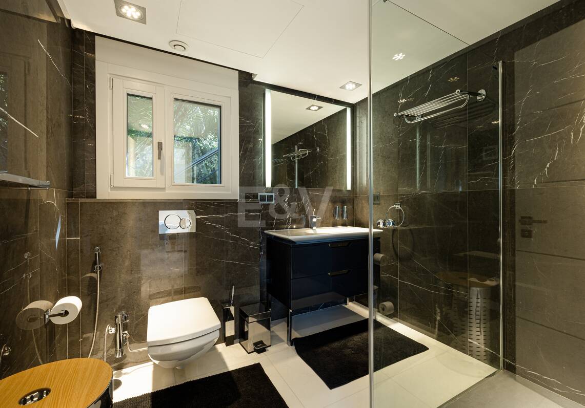 Luxurious Villa in Nueva Andalucia in a prime location