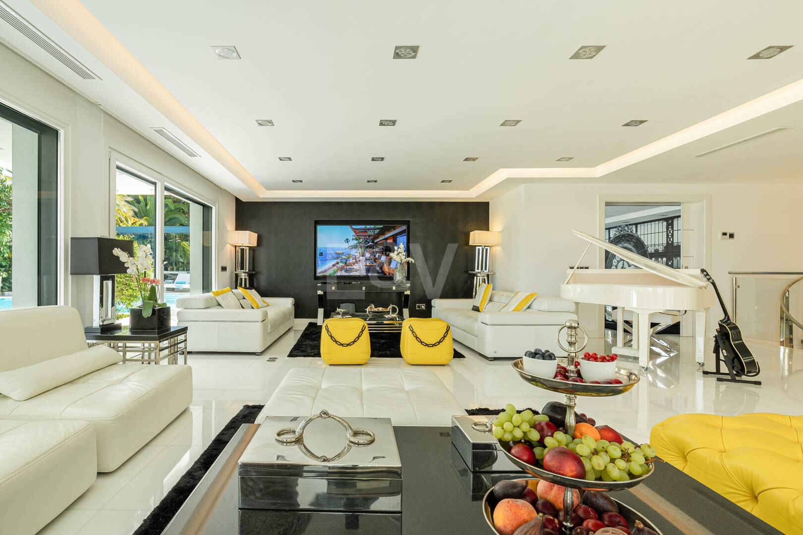 Villa de lujo en Nueva Andalucía en ubicación privilegiada