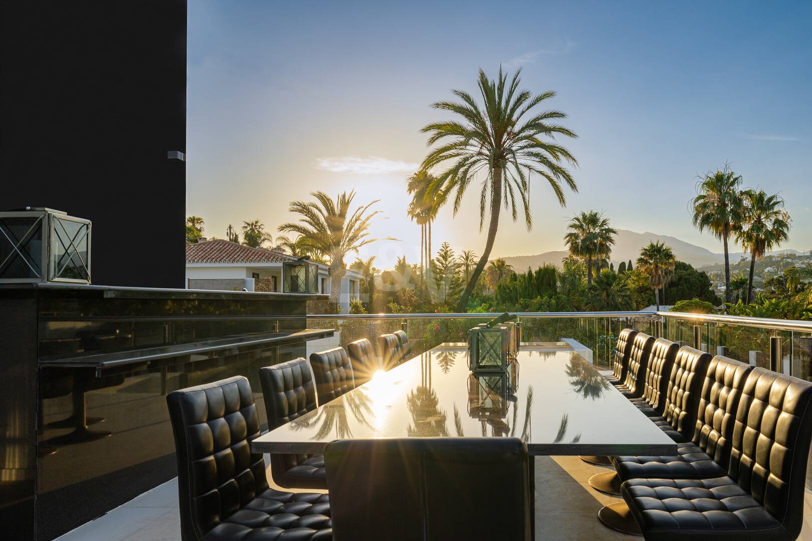 Luxurious Villa in Nueva Andalucia in a prime location