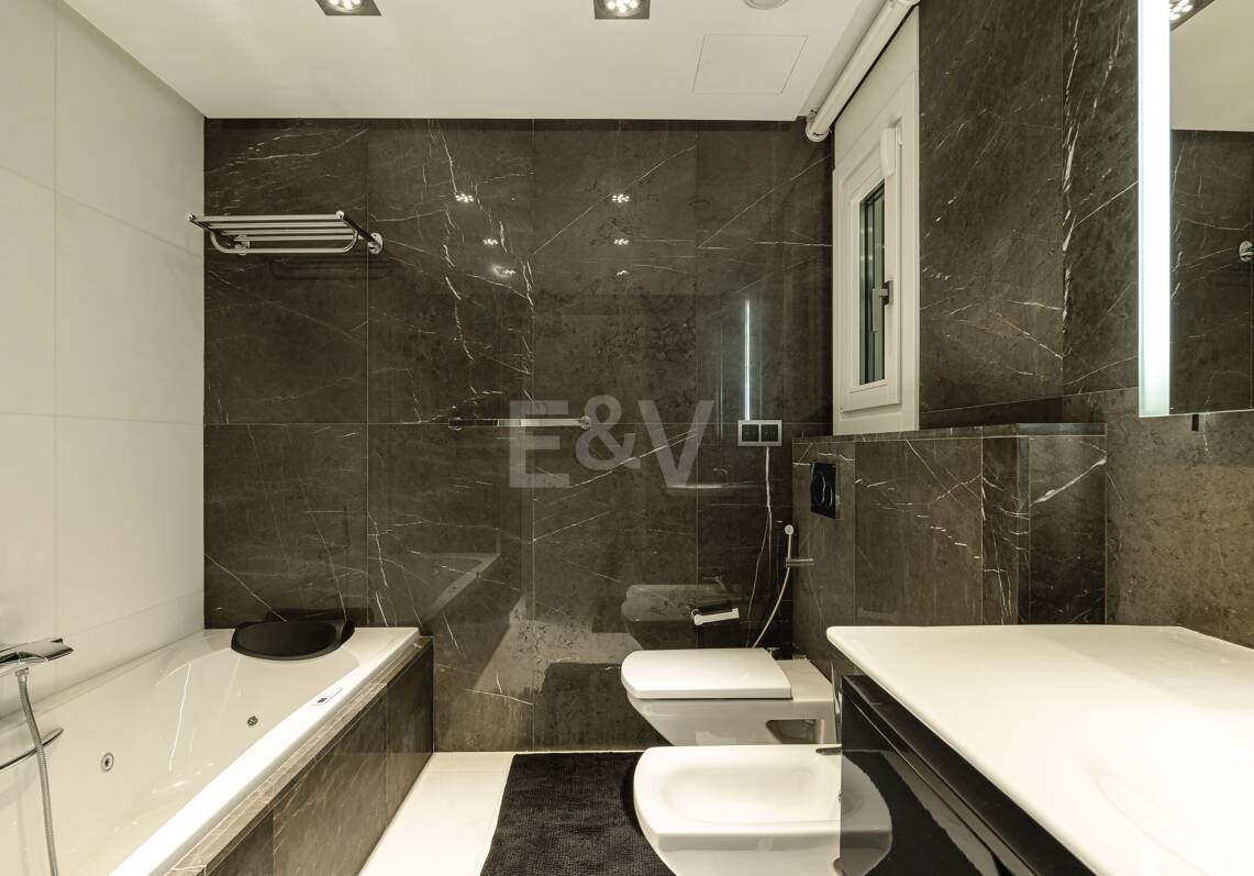 Luxurious Villa in Nueva Andalucia in a prime location