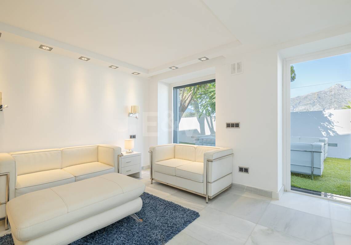 Luxurious Villa in Nueva Andalucia in a prime location