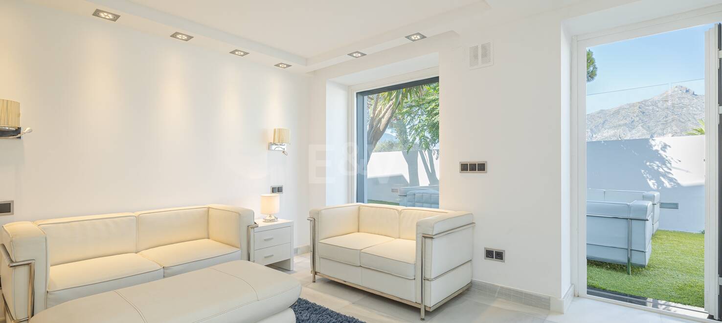 Villa de lujo en Nueva Andalucía en ubicación privilegiada