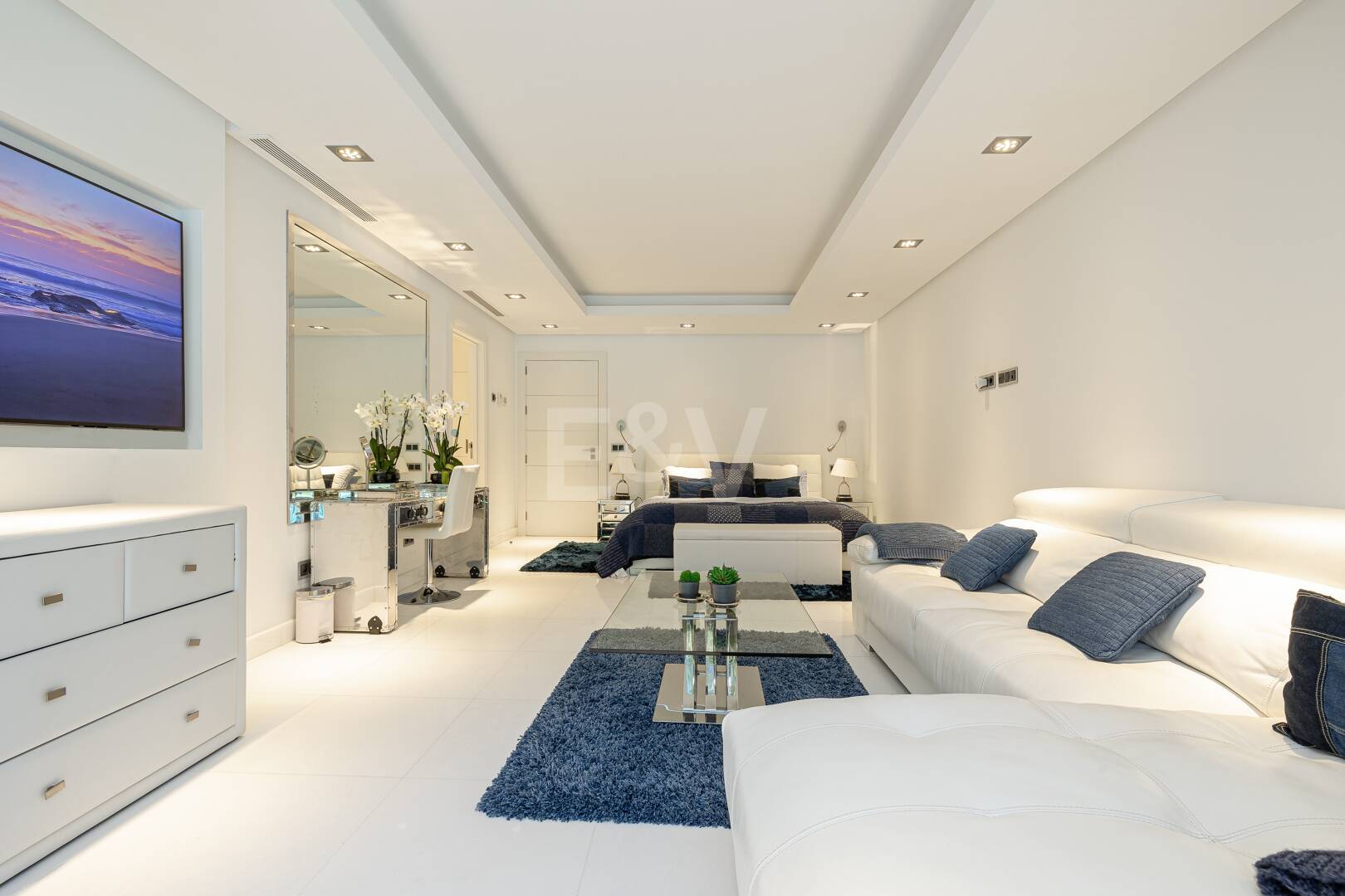 Villa de lujo en Nueva Andalucía en ubicación privilegiada