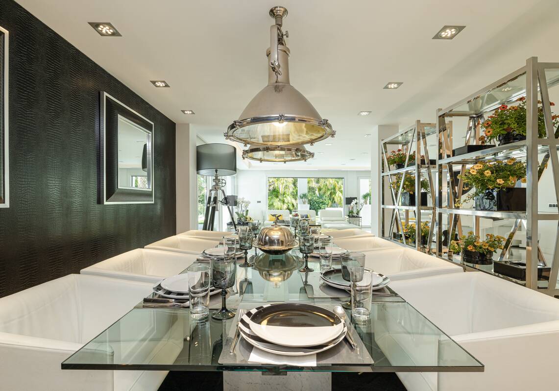 Luxurious Villa in Nueva Andalucia in a prime location