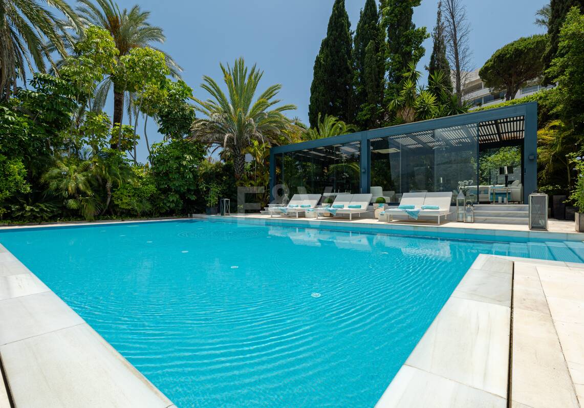 Luxurious Villa in Nueva Andalucia in a prime location