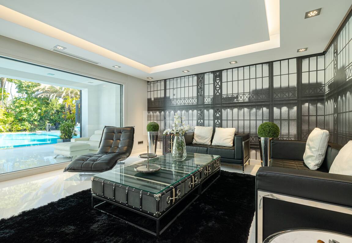 Villa de lujo en Nueva Andalucía en ubicación privilegiada