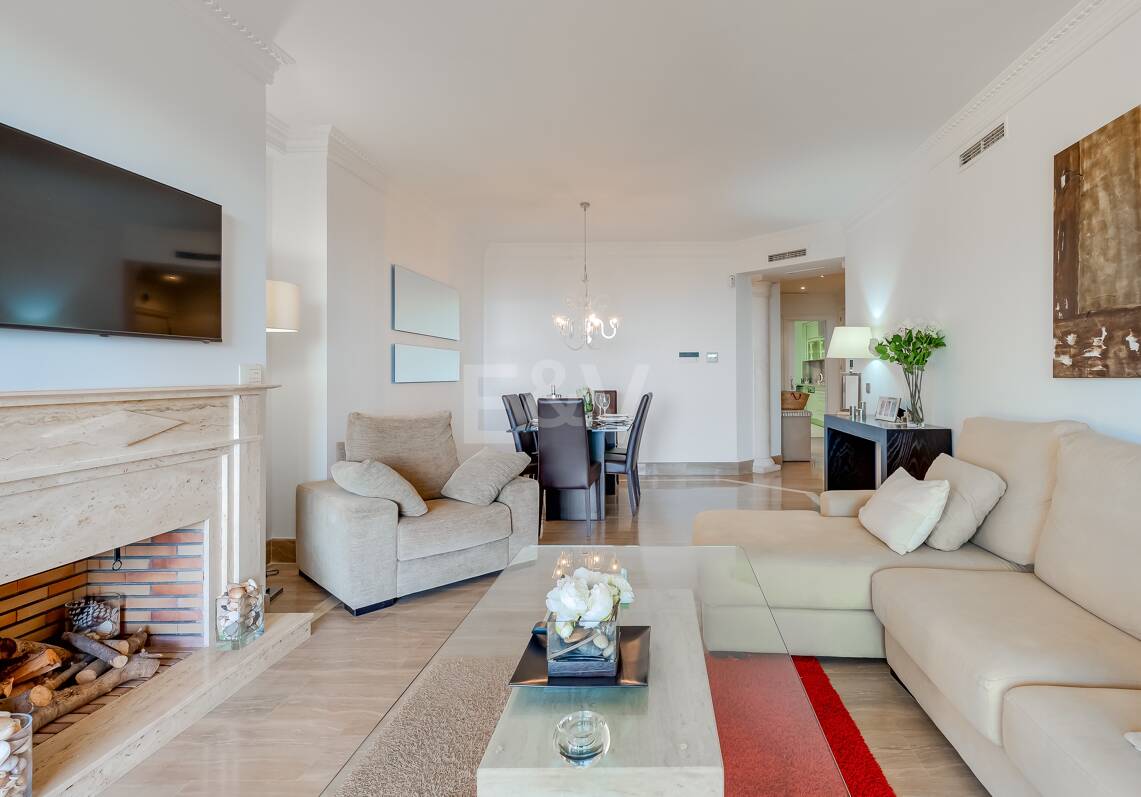 Luxurious 3-Bedroom Apartment in Sierra Blanca with unbeatable sea view, Marbella for seasonal rental by months. Available from Sept 2026