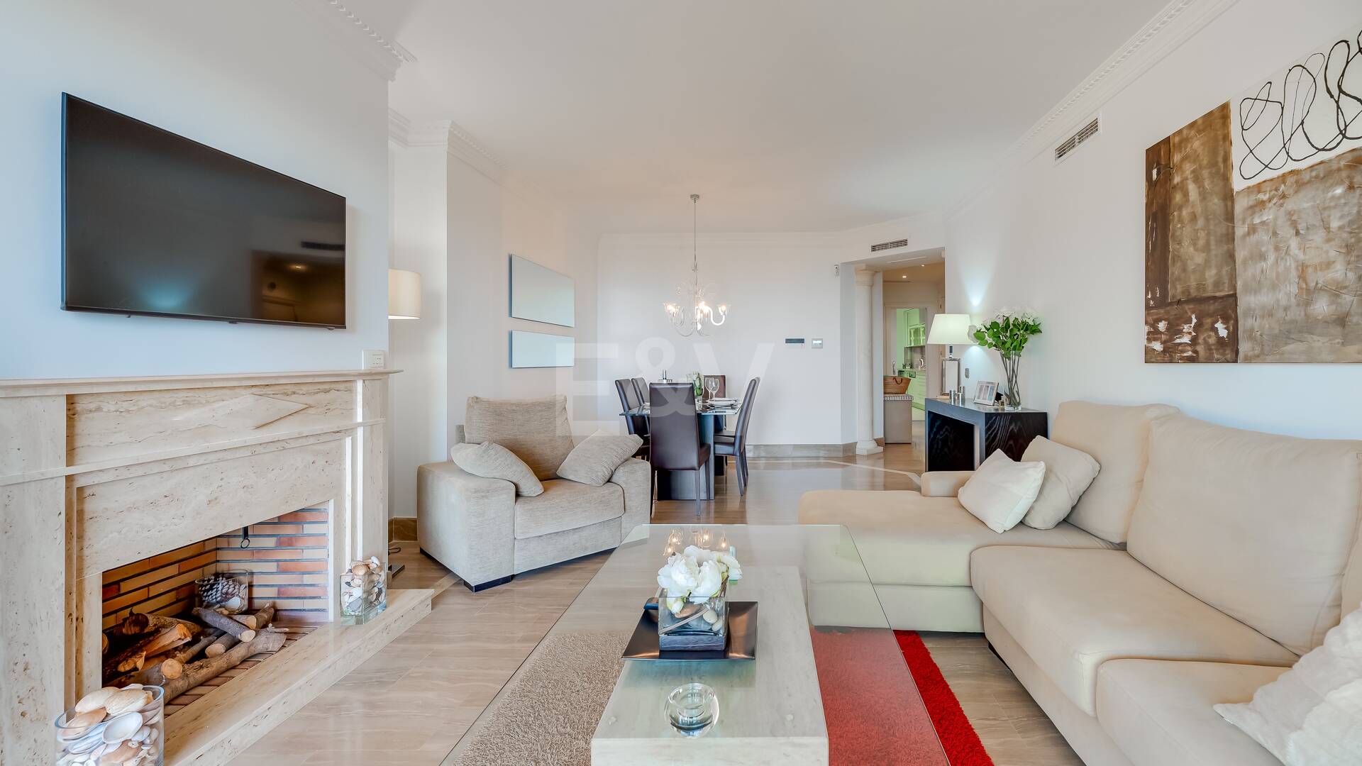 Apartamento de lujo de 3 dormitorios en Sierra Blanca, Marbella, disponible para alquiler de temporada, máximo 2 meses