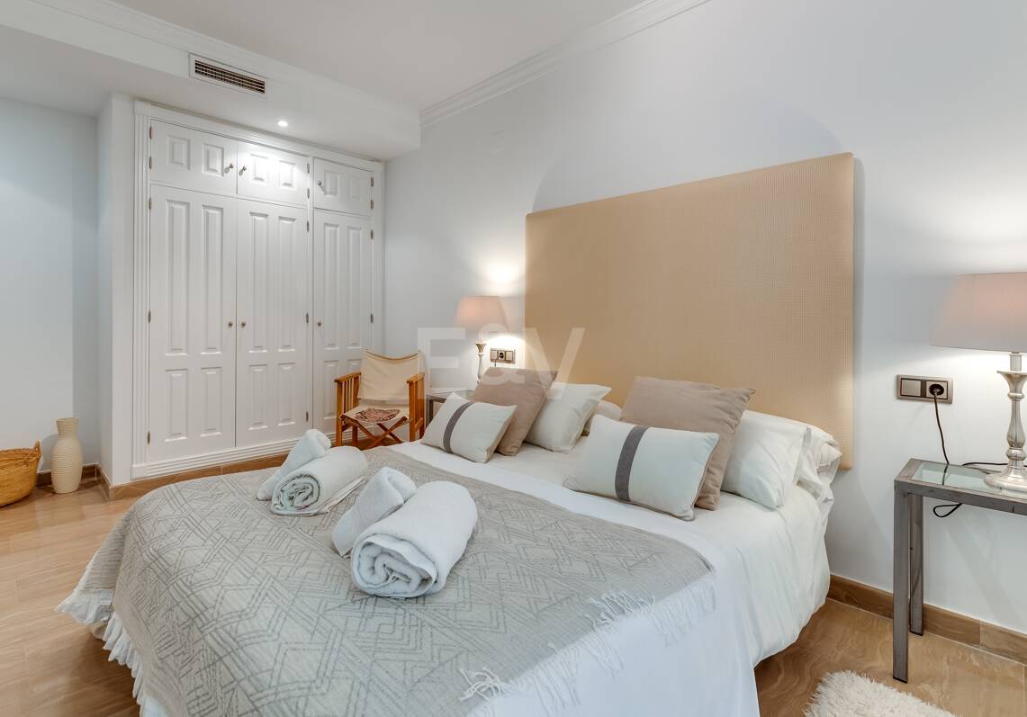 Luxurious 3-Bedroom Apartment in Sierra Blanca with unbeatable sea view, Marbella for seasonal rental by months. Available from Sept 2026
