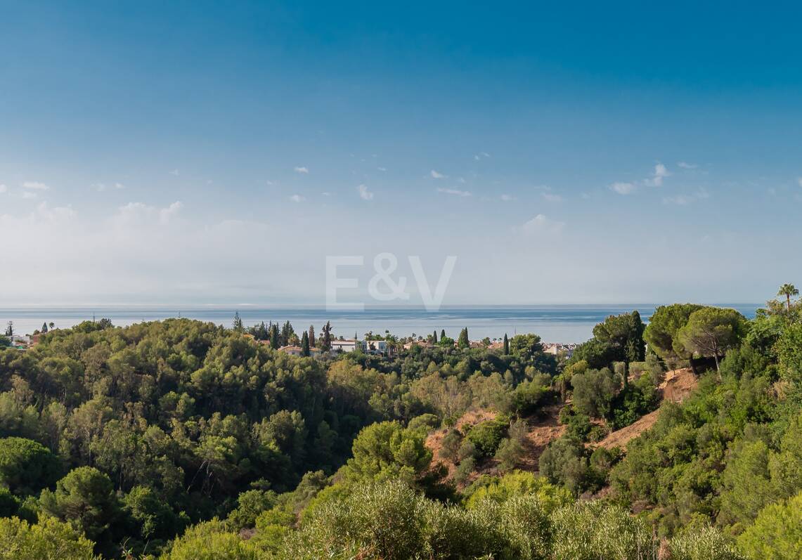 Luxurious 3-Bedroom Apartment in Sierra Blanca with unbeatable sea view, Marbella for seasonal rental by months. Available from Sept 2026