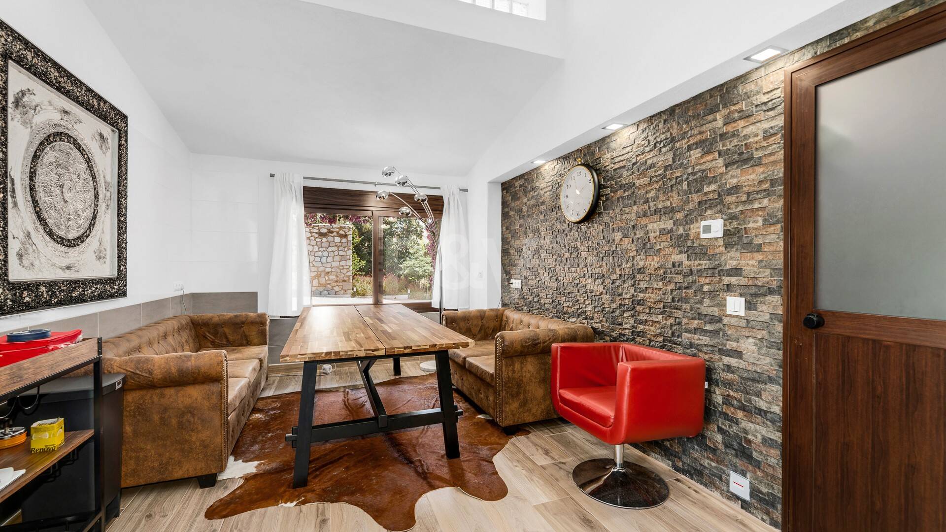 Investment Opportunity 200m from the Beach, Large Plot with Villa in Reserva de los Monteros