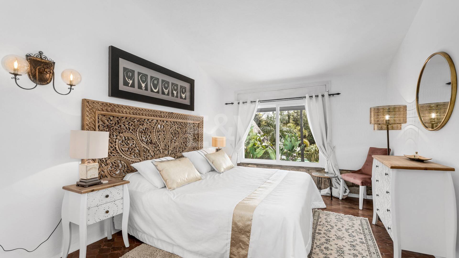 Possibilité d'investissement 200m de la plage, Grand Terrain avec Villa à Reserva de los Monteros