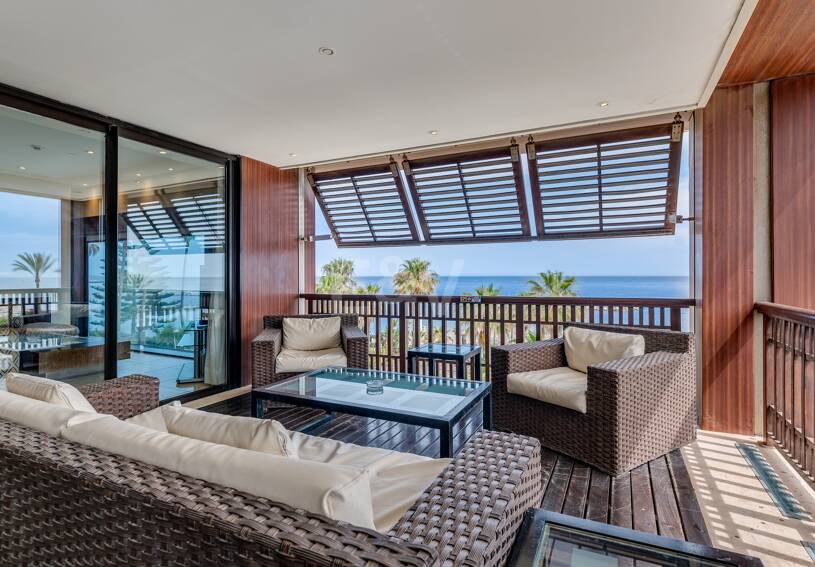 Stor investeringsmöjlighet i Puerto Banús: 2 lyxlägenheter & 1 Penthouse