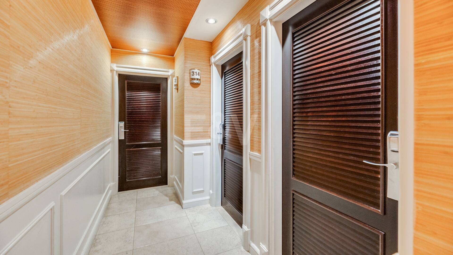 Stor investeringsmöjlighet i Puerto Banús: 2 lyxlägenheter & 1 Penthouse