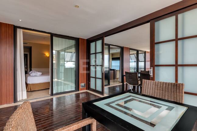 Stor investeringsmöjlighet i Puerto Banús: 2 lyxlägenheter & 1 Penthouse