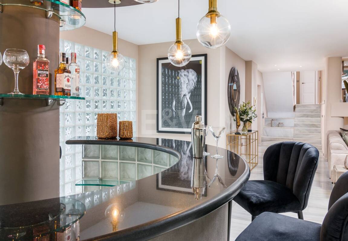 Estilosa casa en Nueva Andalucía