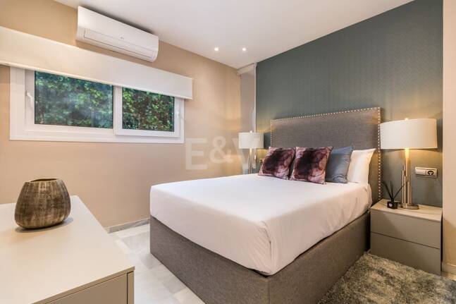 Estilosa casa en Nueva Andalucía