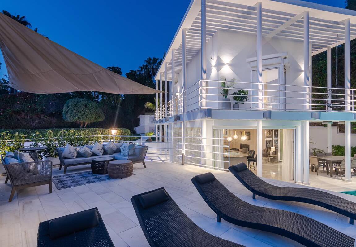 Estilosa casa en Nueva Andalucía