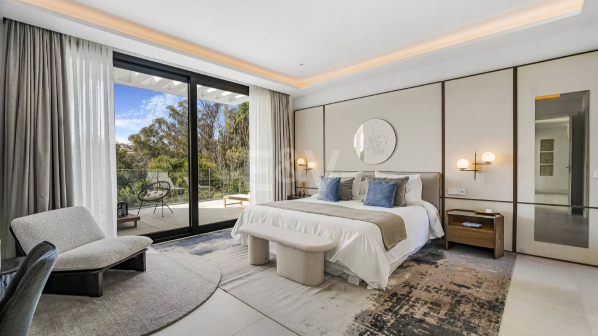 Współczesna willa w Villas del Marqués na Złotej Mili