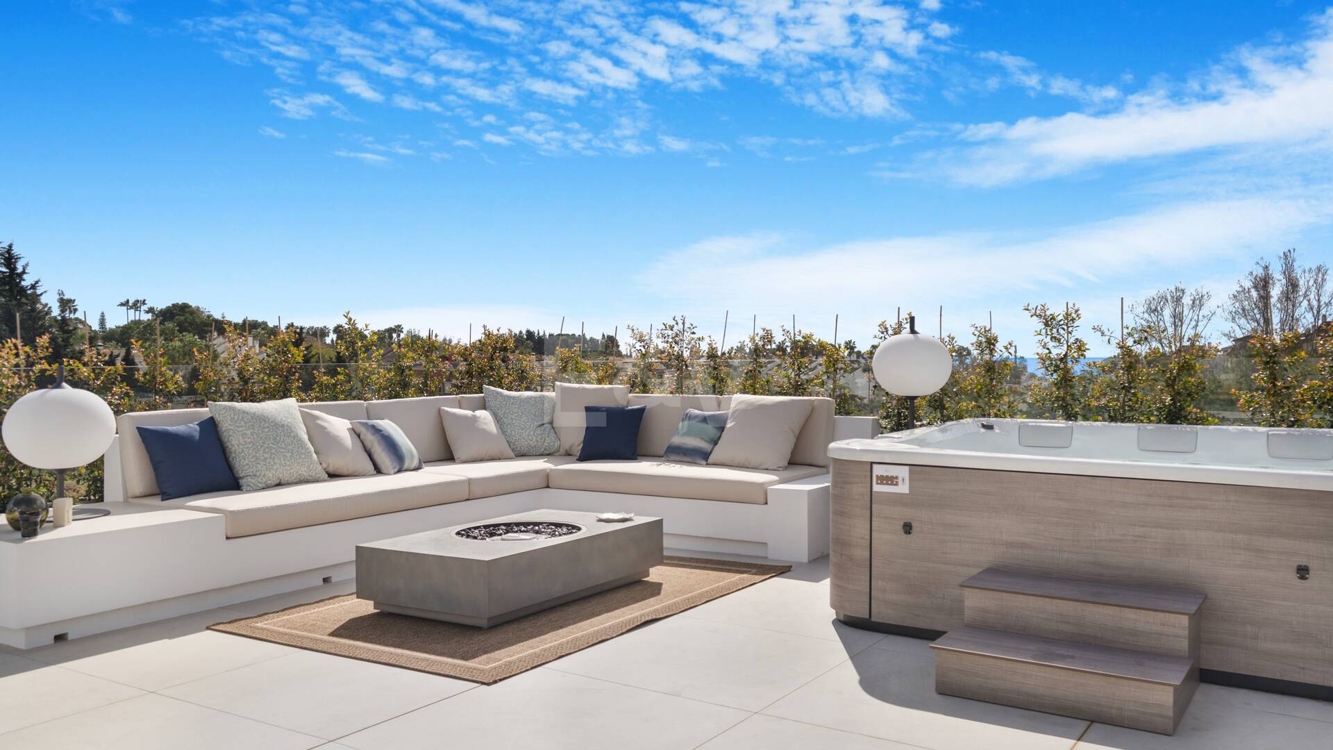 Współczesna willa w Villas del Marqués na Złotej Mili