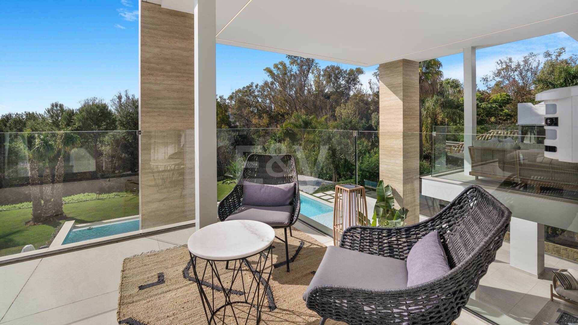 Współczesna willa w Villas del Marqués na Złotej Mili