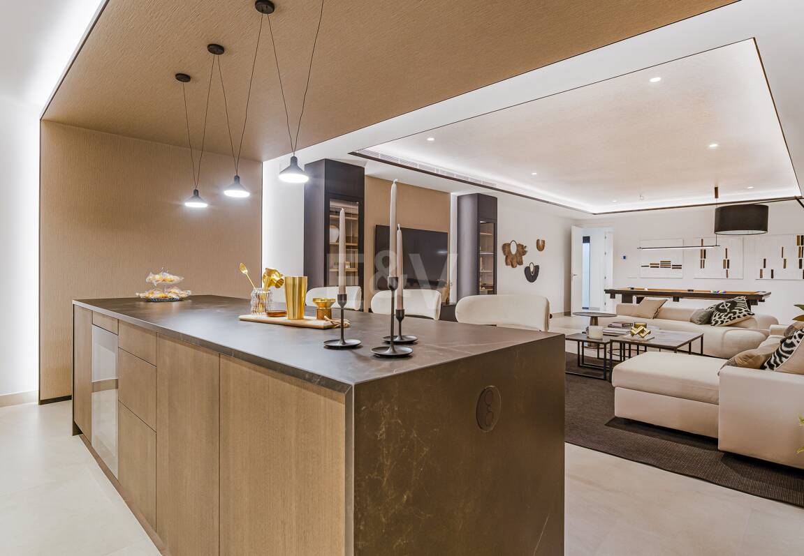 Współczesna willa w Villas del Marqués na Złotej Mili