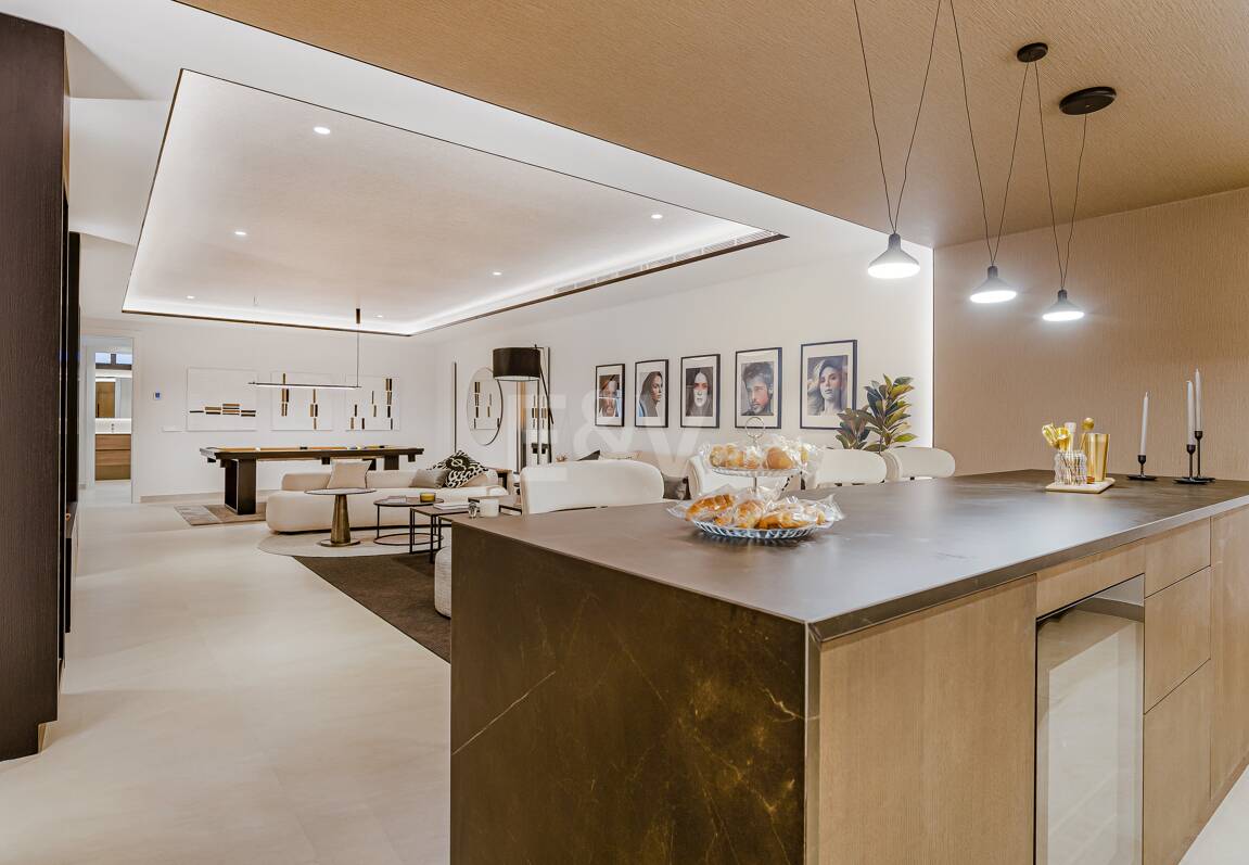 Współczesna willa w Villas del Marqués na Złotej Mili