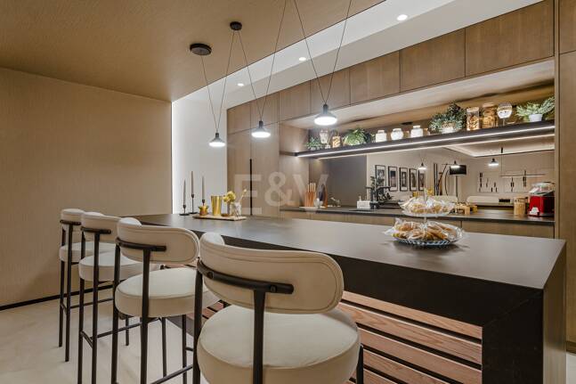 Współczesna willa w Villas del Marqués na Złotej Mili