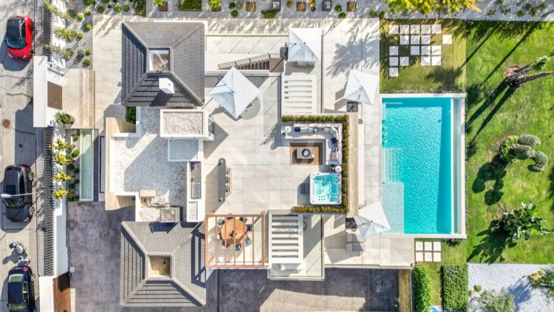 Współczesna willa w Villas del Marqués na Złotej Mili