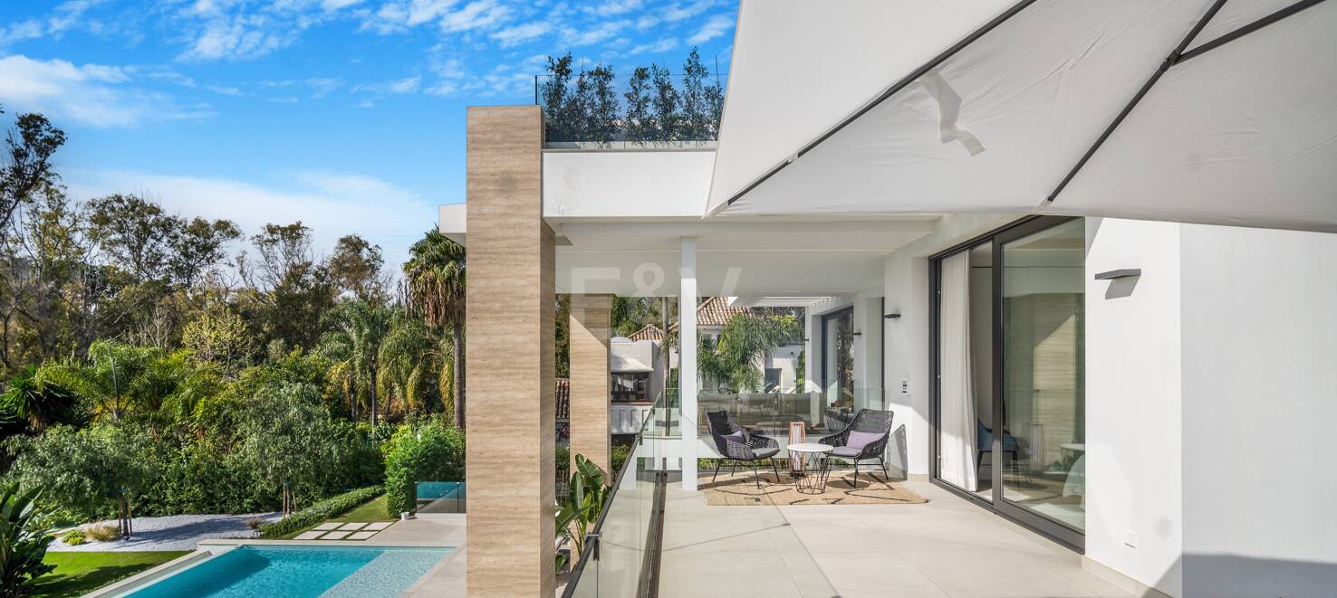 Moderne Villa in Villas del Marqués auf der Goldenen Meile