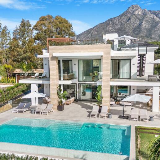 Moderne Villa in Villas del Marqués auf der Goldenen Meile