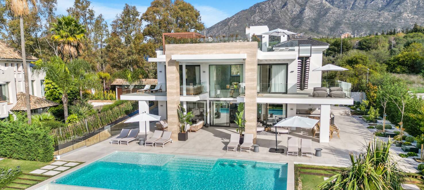 Moderne Villa in Villas del Marqués auf der Goldenen Meile