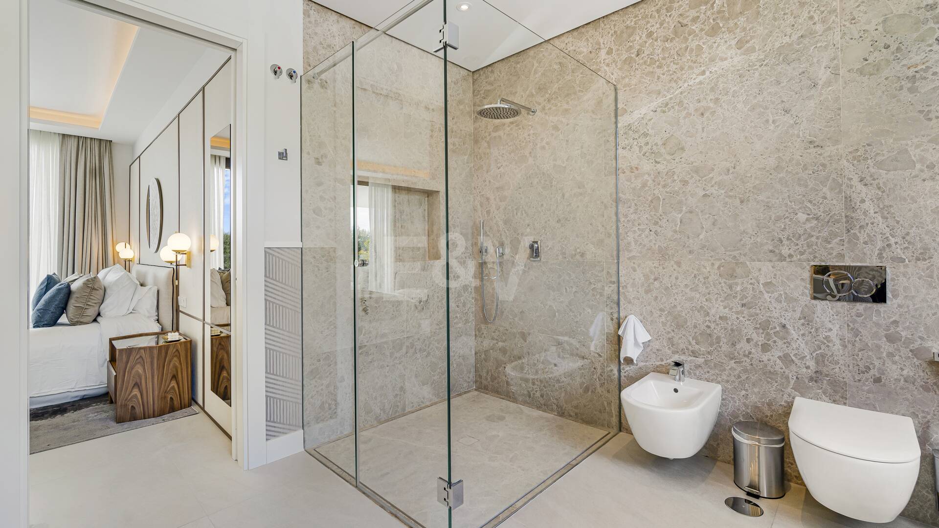 Współczesna willa w Villas del Marqués na Złotej Mili